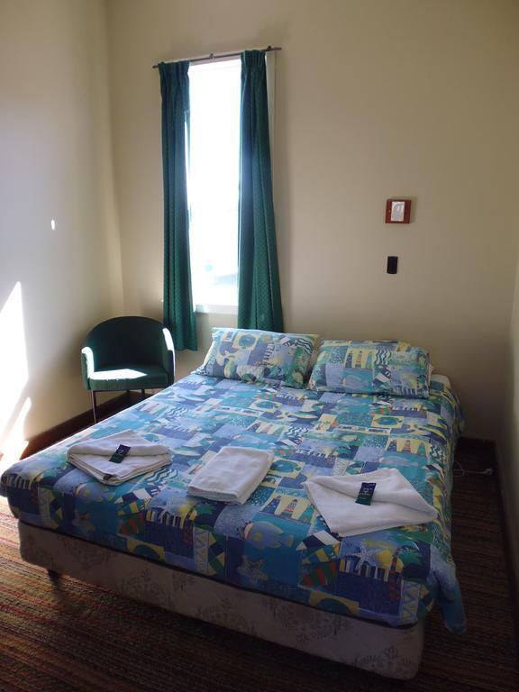 Happy Backpacker Hostel Penguin Exterior foto